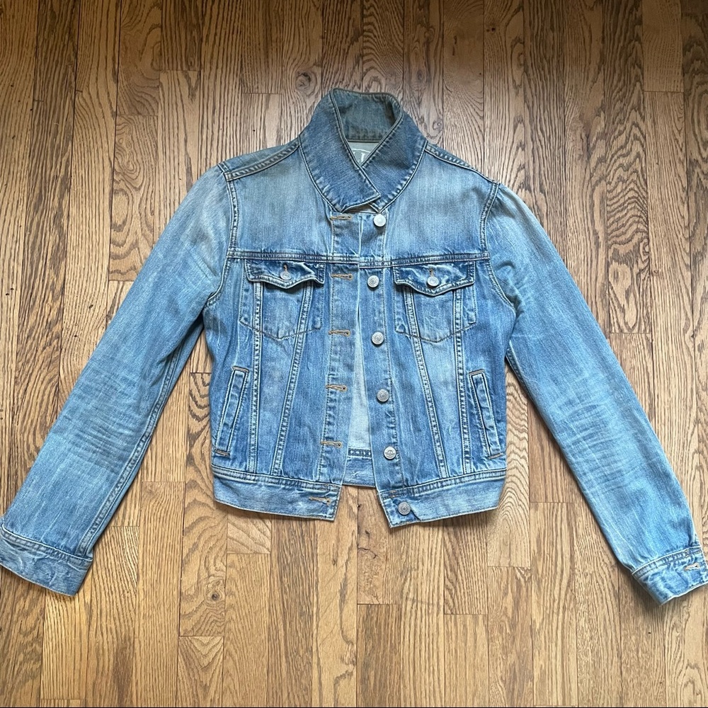 Talula crop denim jacket from Aritzia